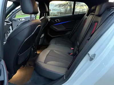 BMW 128ti Steptronic — Berline sportive compacte, 265 ch et boîte auto — tableau de bord