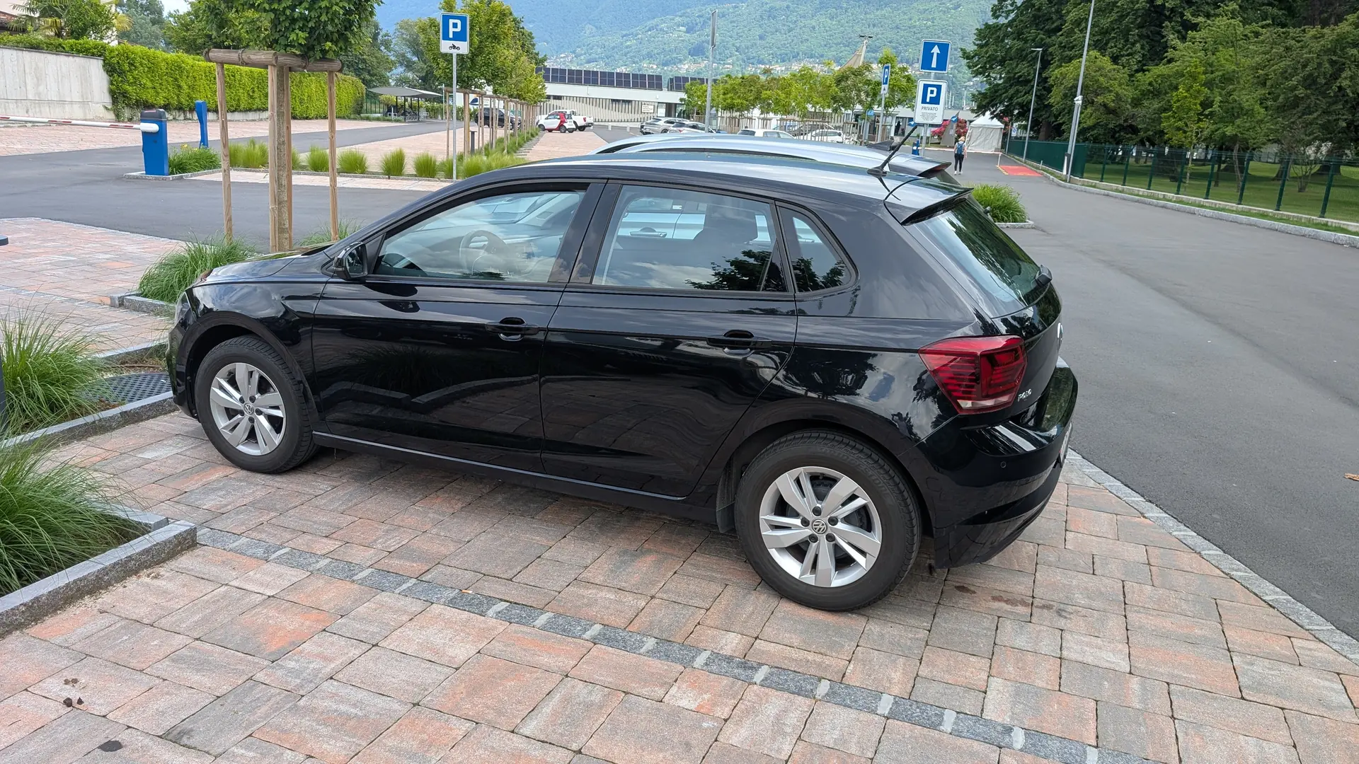 Volkswagen Polo 2018 occasion Losone — 2