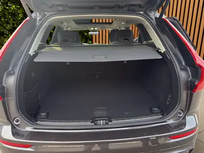 Volvo XC60 2.0 T8 TE Ultimate Dark — Hybride rechargeable premium, 20'000 km seulement — Miniatur 18