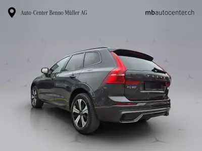 Volvo XC60 2.0 T8 TE Plus Dark eAWD — SUV hybride rechargeable, 26'000 km seulement — arrière