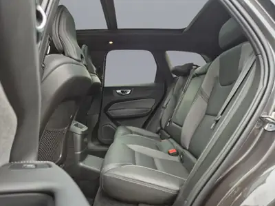 Volvo XC60 2.0 T8 TE Plus Dark eAWD — SUV hybride rechargeable, 26'000 km seulement — Miniature 10