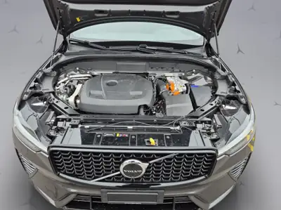 Volvo XC60 2.0 T8 TE Plus Dark eAWD — SUV hybride rechargeable, 26'000 km seulement — Miniature 19