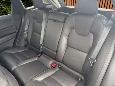 Volvo XC60 2.0 T8 TE XCENTRIC eAWD — SUV hybride rechargeable, 41 500 km seulement — Miniatur 10