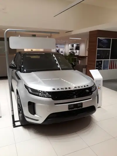 Land Rover Range Rover Evoque D 240 SE — Diesel MHEV, 62'000 km, sans accident — Seitenansicht