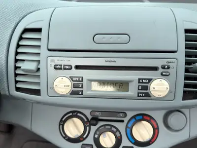 Nissan Micra C+C 1.4 Acenta — Cabriolet convivial, climat et toit électrique — Thumbnail 15