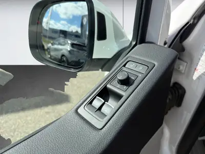 VW T6 California 3000 — Le camping-car aménagé prêt à l'aventure — Miniatura 9