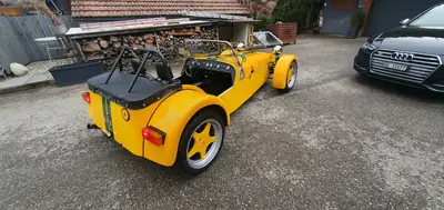 Caterham Super Seven 2000 16V — Roadster iconique, moteur C20XE sensationnel — vista posteriore
