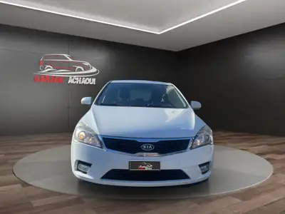 Kia Cee'd 1.4 16V Basic — Berline fiable, entretien à jour, sans sinistre — vista esterna