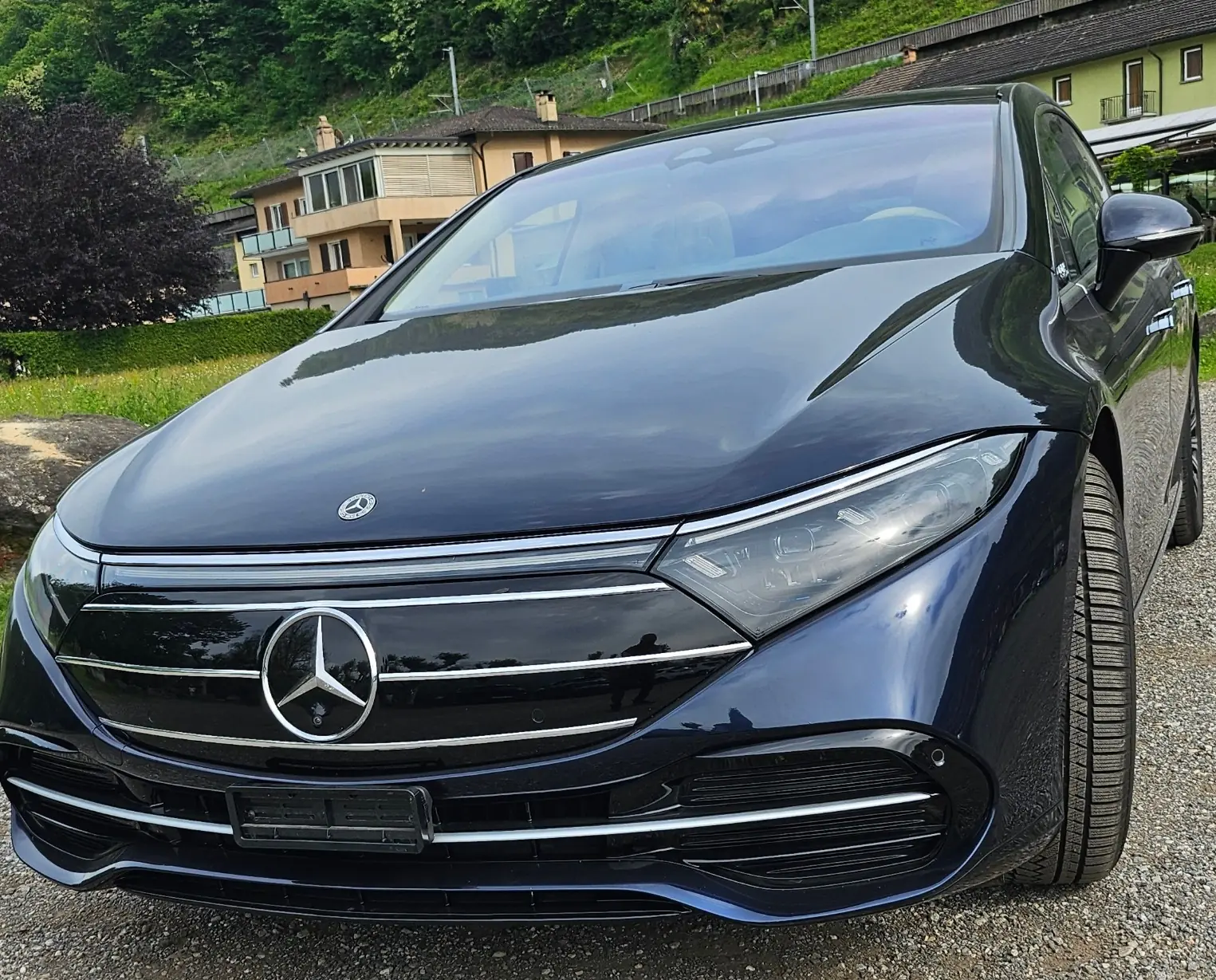 Mercedes-Benz EQS 580 4Matic — Berline électrique premium, 49'750 km, Hyperscreen