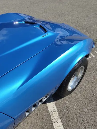 Chevrolet Corvette BigBlock Tri Power 1968 — Légende américaine 427 ch, état exceptionnel — tableau de bord