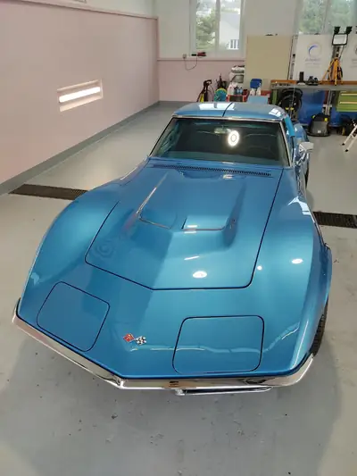 Chevrolet Corvette BigBlock Tri Power 1968 — Légende américaine 427 ch, état exceptionnel — intérieur
