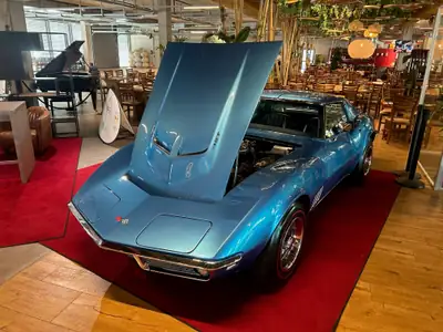 Chevrolet Corvette BigBlock Tri Power 1968 — Légende américaine 427 ch, état exceptionnel — Miniature 20
