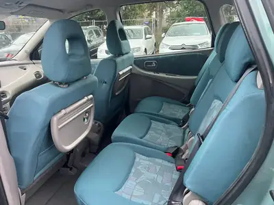 Nissan Almera Tino 1.8 16V Luxury — Monospace compact fiable, 63'000 km seulement — Thumbnail 7