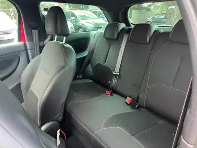 DS3 1.6 VTi Ultra Prestige — Élégance française compacte, 154'000 km, sans sinistre — Miniature 7