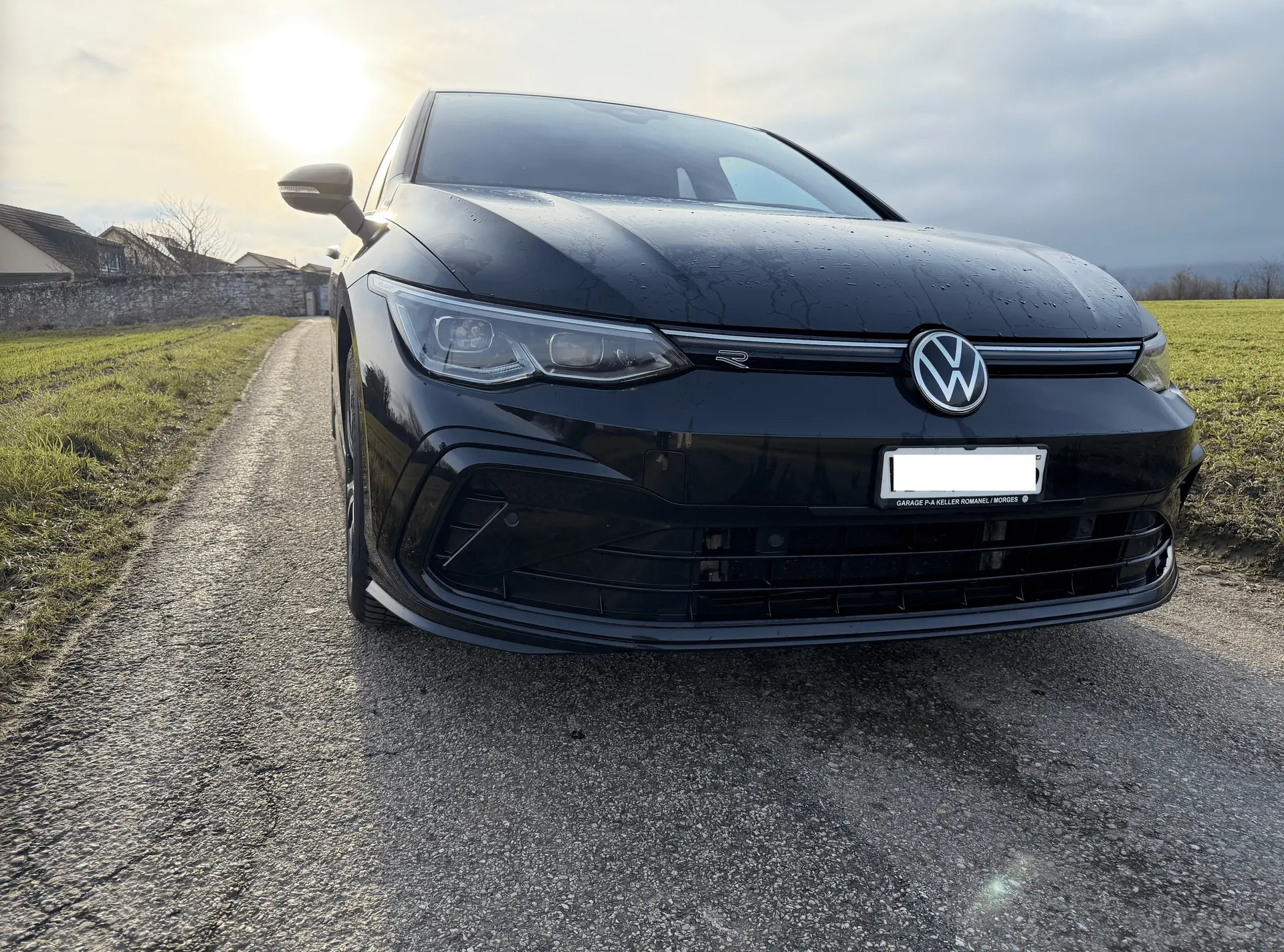 VW Golf 8 R-Line 1.5 eTSI DSG — 150 ch, technologie hybride légère, 82 000 km
