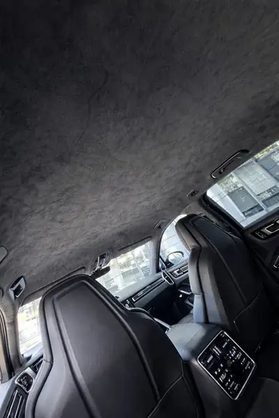 Porsche Cayenne Turbo Coupé — SUV coupé haute performance, 550 ch, garantie constructeur — Miniatur 13