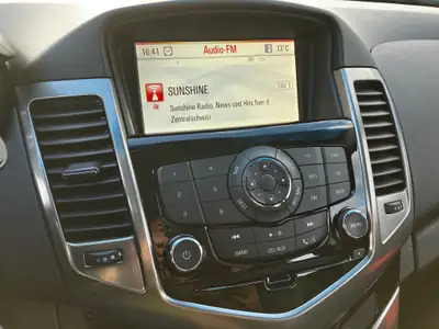 Chevrolet Cruze Station Wagon 1.4 T LTZ — Monospace familial polyvalent, sans accident — Thumbnail 10