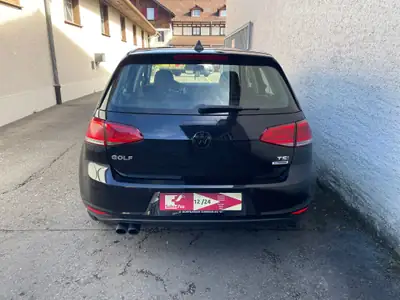 VW Golf 1.4 TSI Comfortline DSG — Berline dynamique révisée, 195 000 km — intérieur