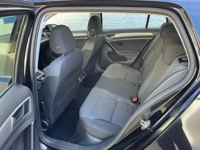 VW Golf 1.4 TSI Comfortline DSG — Berline dynamique révisée, 195 000 km — Miniature 13