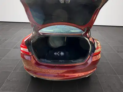 Jaguar XF 3.0 Greenwich Luxury — Berline élégante, moteur puissant, expertise 2026 — Miniature 16