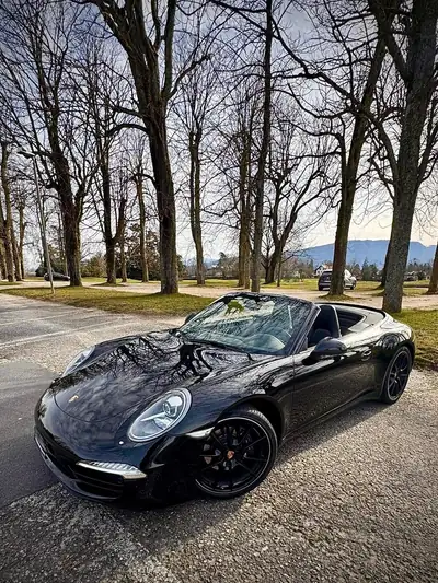 Porsche 911 Cabrio Carrera PDK — Décapotable emblématique, 350 ch et leasing possible — vue extérieure