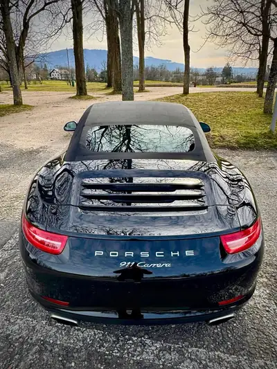 Porsche 911 Cabrio Carrera PDK — Décapotable emblématique, 350 ch et leasing possible — côté