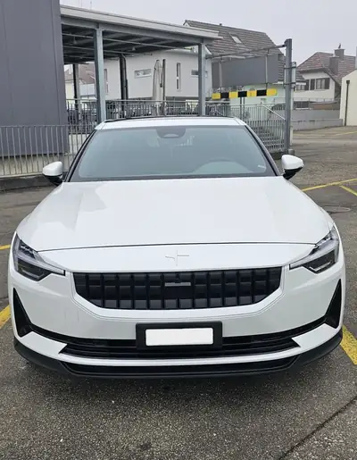 Polestar 2 Long Range Dual 78 kWh — Berline électrique performante, 408 ch tous terrains — side view
