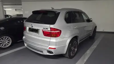 BMW X5 xDrive 30i — SUV premium 2008, Pack M et carnet complet — Miniatur 7