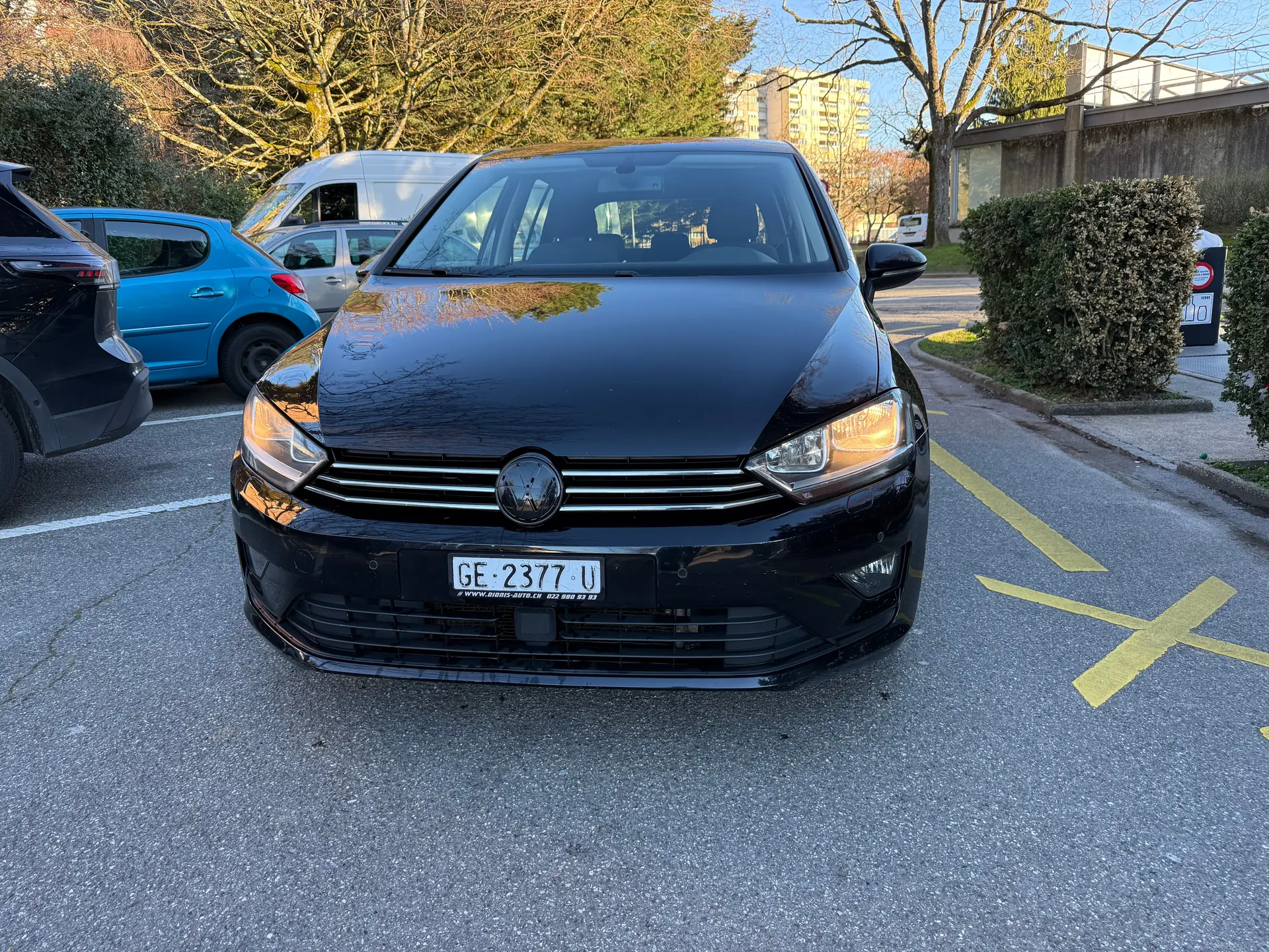 Volkswagen Golf Sportsvan 2015 occasion Meyrin — 2