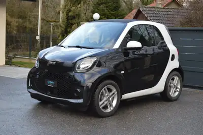 Smart Fortwo EQ Passion — Citadine électrique compacte, 32'000 km seulement — vue extérieure