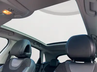 Citroën C4 Berline 1.6 e-HDi Exclusive — Diesel économique, expertisée et sans sinistre — Miniature 7