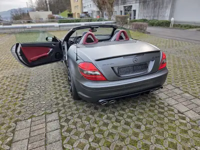 Mercedes-Benz SLK 55 AMG — Roadster haute performance, 360 ch de pure émotion — cruscotto