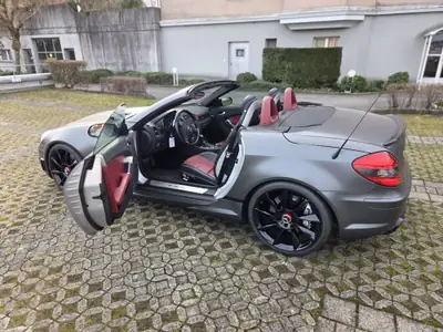 Mercedes-Benz SLK 55 AMG — Roadster haute performance, 360 ch de pure émotion — Miniatura 7