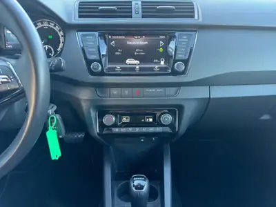 Skoda Fabia 1.0 TSI Ambition DSG — Citadine fiable, garantie 12 mois, historique sans sinistre — Miniature 17