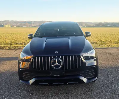 Mercedes-Benz GLE 53 AMG Coupé — Performance 435 ch et design sportif affirmé — côté
