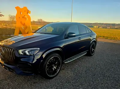 Mercedes-Benz GLE 53 AMG Coupé — Performance 435 ch et design sportif affirmé — intérieur