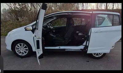 Ford B-Max 1.0 SCTi Trend — Monospace compact polyvalent, 114 000 km — Heckansicht