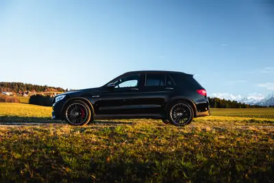 Mercedes-Benz GLC 63 S AMG 4Matic+ — 510 ch de performance pure, très peu kilométré — dettaglio