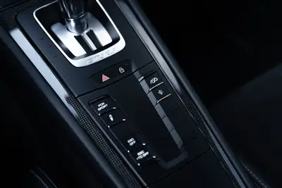 Porsche 911 GT3 RS — Le coupé sport ultime aux performances d'exception — Thumbnail 22