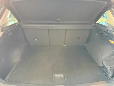 Volkswagen Tiguan 2.0 TSI Highline 4Motion — SUV polyvalent, traction intégrale et 148 000 km — Miniature 7