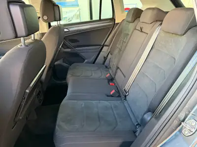 Volkswagen Tiguan 2.0 TSI Highline 4Motion — SUV polyvalent, traction intégrale et 148 000 km — Miniature 8