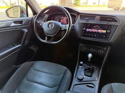 Volkswagen Tiguan 2.0 TSI Highline 4Motion — SUV polyvalent, traction intégrale et 148 000 km — Miniature 12