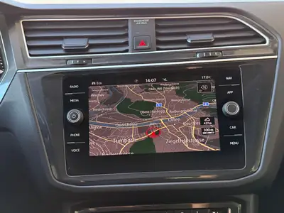 Volkswagen Tiguan 2.0 TSI Highline 4Motion — SUV polyvalent, traction intégrale et 148 000 km — Miniature 15