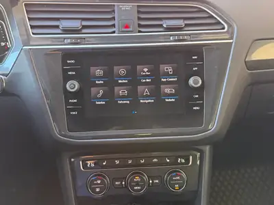 Volkswagen Tiguan 2.0 TSI Highline 4Motion — SUV polyvalent, traction intégrale et 148 000 km — Miniature 18