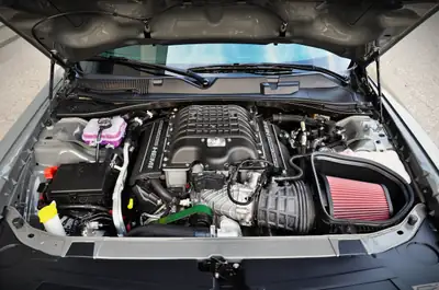 Dodge Challenger Demon 170 — Muscle-car ultime 1025 ch, roues carbone d'usine, faible kilométrage — Miniature 15