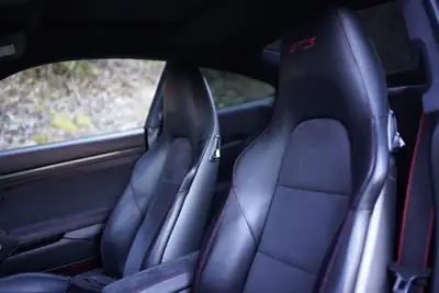 Porsche 911 Carrera 4 GTS PDK — Coupé sportif légendaire, 114'000 km, certification Porsche — Miniature 14