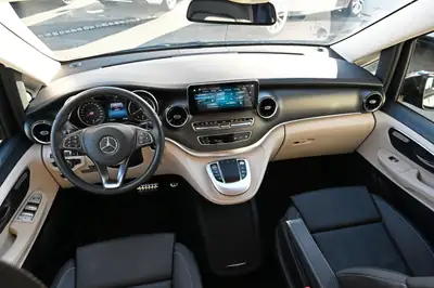 Mercedes-Benz Marco Polo 250 d 4MATIC — Camping-car premium, garantie constructeur jusqu'à 2028 — Thumbnail 8