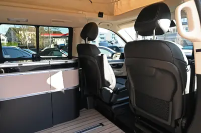 Mercedes-Benz Marco Polo 250 d 4MATIC — Camping-car premium, garantie constructeur jusqu'à 2028 — Thumbnail 11
