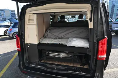 Mercedes-Benz Marco Polo 250 d 4MATIC — Camping-car premium, garantie constructeur jusqu'à 2028 — Thumbnail 19