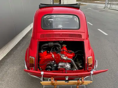 FIAT 500L — Citadine familiale rétro des années 70, kilométrage modéré — cruscotto